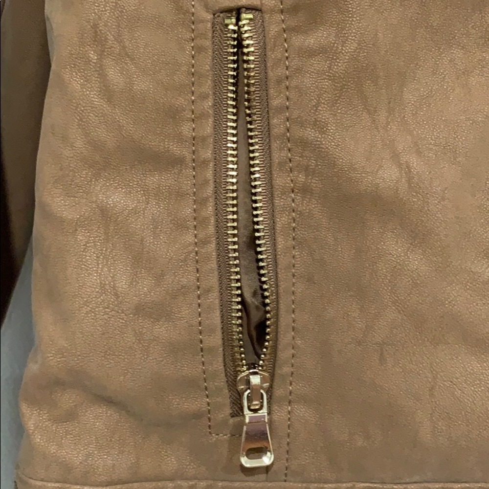 Jacket - Picture 3 of 7